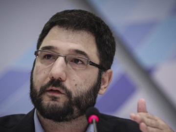 Ηλιόπουλος: Η κυβέρνηση αρνείται να ενισχύσει το ΕΣΥ ενώ γιατροί καταρρέουν μπροστά στις κάμερες