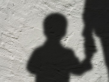 Ιταλία – Συνελήφθη ιερέας για παιδική πορνογραφία – Διακινούσε βίντεο με πραγματική σεξουαλική βία εναντίον παιδιών