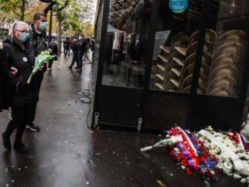 Η Γαλλία τιμά τα θύματα των επιθέσεων της 13ης Νοεμβρίου του 2015 - Συνεχίζεται η δίκη