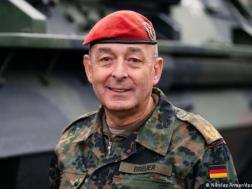 Γερμανία: Ένας στρατηγός στη μάχη της πανδημίας- Ο Σολτς ακολουθεί το πορτογαλικό μοντέλο- Ποιος θα είναι επικεφαλής 