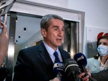 Λοβέρδος: Αιχμές κατά ΣΥΡΙΖΑ ότι έδωσε &quot;γραμμή&quot; να ψηφιστεί ο Παπανδρέου