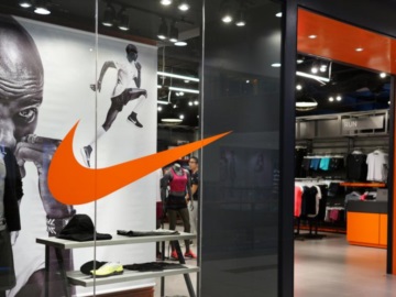 «Λουκέτο» σε όλα τα καταστήματα στην Ελλάδα βάζει η Nike