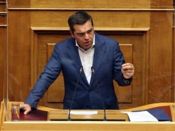 Βουλή: Επίκαιρη ερώτηση Τσίπρα σε Μητσοτάκη, τον οποίο κατηγορεί για παραβίαση των μέτρων