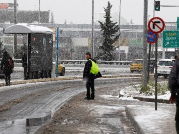 Πατούλης: Δεν αφήσαμε να κλείσει το οδικό δίκτυο αρμοδιότητας της Περιφέρειας Αττικής