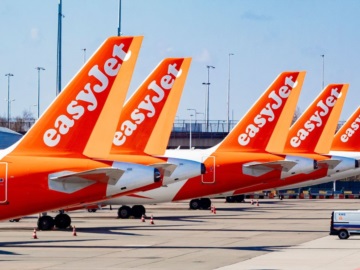 Βρετανία-EasyJet: Οι κρατήσεις για αεροπορικά ταξίδια και διακοπές αυξήθηκαν θεαματικά 
