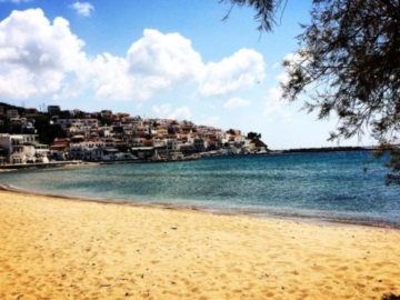 Τα 15 καλύτερα ελληνικά νησιά για να επισκεφθεί κάποιος μετά την πανδημία ανακοίνωσε η Daily Telegraph