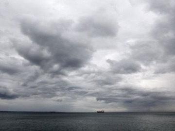 Συννεφιά και τοπικές βροχές την Κυριακή στην Αττική 