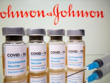 ΗΠΑ: Εγκρίθηκε από τον FDA και το εμβόλιο της Johnson &amp; Johnson