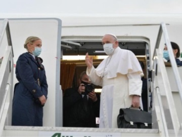 Ιστορική συνάντηση του Πάπα Φραγκίσκου με κορυφαίο ιερωμένο του σιιτικού ισλάμ