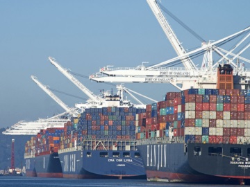 Θρίλερ με τις θαλάσσιες μεταφορές προϊόντων σε όλο τον κόσμο 