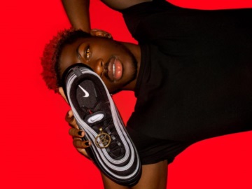 H Nike δεν εγκρίνει τα «αθλητικά του Σατανά» με ανθρώπινο αίμα &amp; πεντάλφα 