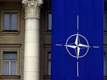 Ανησυχία εκφράζει το ΝΑΤΟ για τη συγκέντρωση ρωσικών στρατιωτικών δυνάμεων κοντά στην Ουκρανία