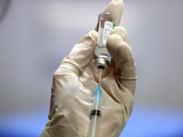 Ολλανδία: Αναστέλλεται η χορήγηση του εμβολίου της AstraZeneca για τους κάτω των 60 ετών