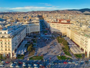 Αντιδράσεις στην Θεσσαλονίκη: Δήμαρχος και επαγγελματίες ζητούν να ανοίξει το λιανεμπόριο 
