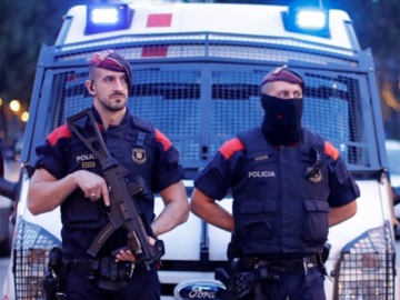 Ισπανία: Συνέλαβαν 100 μέλη συμμορίας που μετέφερε ναρκωτικά με ταχύπλοα