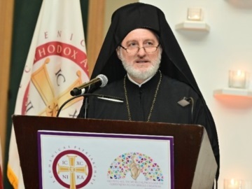 Μήνυμα για τον περιορισμό της οπλοκατοχής στις ΗΠΑ από τον Αρχιεπίσκοπο Ελπιδοφόρο