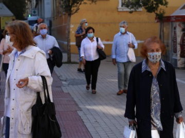 Παγώνη: Μέσα Σεπτεμβρίου θα πετάξουμε τις μάσκες - Διακοπές με προφυλάξεις