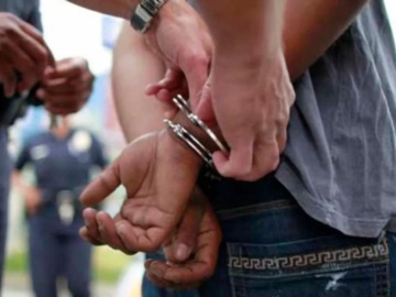 Σύλληψη 20χρονου επιδειξία και στο Αγρίνιο έπειτα από καταγγελία δυο ανήλικων κοριτσιών