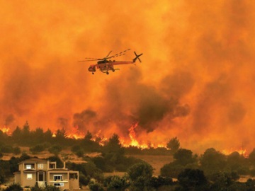  Χαρδαλιάς: Με 69 αεροπλάνα και ελικόπτερα οι φετινές μάχες με τις πυρκαγιές