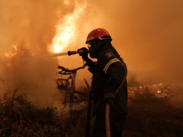 Σοβαρή καταγγελία προέδρου Εθελοντών Πυροσβεστών: Η Πυροσβεστική δεν κινητοποίησε 2.500 εθελοντές