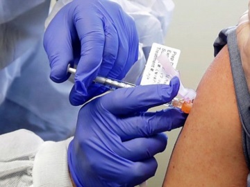 Παράταση μέχρι τις 15/09 για να εμβολιαστούν οι υγειονομικοί μόνο στα ψυχιατρικά νοσοκομεία