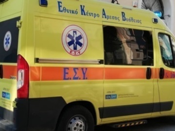 Επτά τραυματίες από ισχυρή έκρηξη και πυρκαγιά σε σπίτι στα Καλύβια
