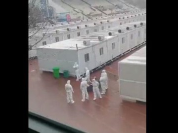 Οι Κινέζοι στενάζουν στα στρατόπεδα καραντίνας