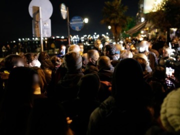 Βιασμός 24χρονης: Οργή σε συγκέντρωση διαμαρτυρίας στη Θεσσαλονίκη