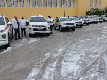 Περιφέρεια Αττικής - ΕΚΑΒ: Σε ετοιμότητα 10 οχήματα τύπου 4χ4 για τη μεταφορά ασθενών σε Νοσοκομεία