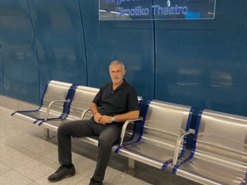 Μετρό: Ο Γιάννης Μώραλης στους τρεις σταθμούς του Πειραιά