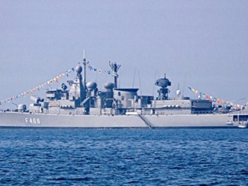 Εορτασμός 28ης Οκτωβρίου: Επισκέψιμα για το κοινό πολεμικά πλοία στο λιμάνι του Πειραιά