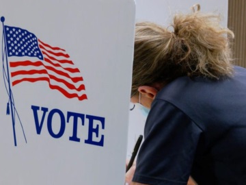 ΗΠΑ: Πάνω από 40 εκατ. Αμερικανοί έχουν ήδη ψηφίσει στις ενδιάμεσες εκλογές