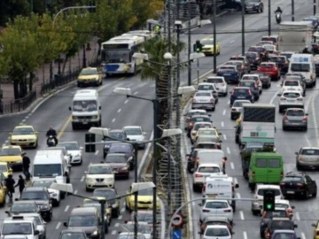 Μεγάλες αλλαγές στον ΚΟΚ: Τι προβλέπεται για όρια ταχύτητας - Ανατροπή σε πόλεις , αυτοκινητόδρομους 