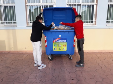 Αίγινα: Η ανακύκλωση καλά κρατεί στα σχολεία της Αίγινας.
