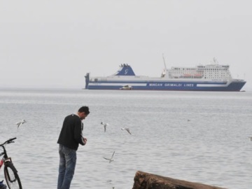 Κανονικά τα δρομολόγια πλοίων από Πειραιά - Σε ισχύ η απαγόρευση απόπλου από Ραφήνα και Λαύριο