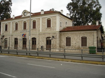 «Σπίτι του Ρεμπέτικου» ο ιστορικός σταθμός του Αγίου Διονυσίου, στον Πειραιά