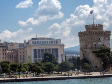 Guardian: Γιατί το φαγητό και το ποτό στη Θεσσαλονίκη είναι τόσο ξεχωριστά;