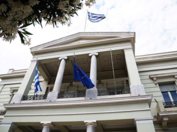Ελληνικό ΥΠΕΞ: Παράνομη και μονομερής η ανακήρυξη &quot;ανεξαρτησίας&quot; των αποσχιστικών εδαφών Ντονέτσκ και Λουχάνσκ