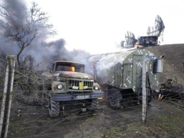 Ουκρανία: Ρωσικά στρατιωτικά οχήματα εισήλθαν στην περιοχή του Κιέβου