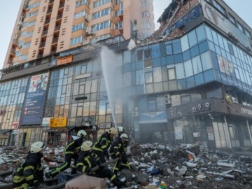 Βομβαρδισμοί στο κέντρο του Κιέβου- Μάχες στα περίχωρα- Η Ρωσία κατέλαβε τη Μελιτόπολη 
