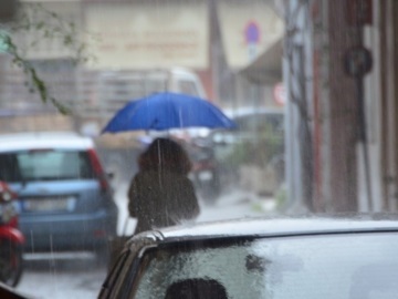 Βροχές, χιονοπτώσεις και πτώση της θερμοκρασίας τη Δευτέρα σε πολλές περιοχές της Ελλάδας