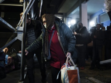 Πόλεμος στην Ουκρανία: Πάνω από 830.000 άνθρωποι έχουν εγκαταλείψει τα σπίτια τους – 1.840 έφτασαν στην Ελλάδα