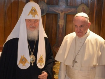 Ο πάπας Φραγκίσκος και ο πατριάρχης της Ρωσικής Ορθόδοξης Εκκλησίας Κύριλλος συζήτησαν για τον πόλεμο στην Ουκρανία