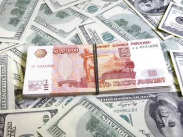Με την οικονομική επίθεση στη Ρωσία, η Αμερική πυροβολεί τη δική της αυτοκρατορία του δολαρίου
