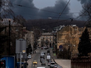 Ουκρανία: Νέες αεροπορικές επιδρομές - Το Κίεβο κατηγορεί τη Ρωσία για «απάνθρωπες» τακτικές