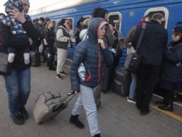 Ξεπέρασαν τους 16.000 οι Ουκρανοί πρόσφυγες στην Ελλάδα