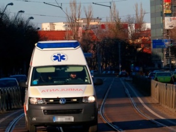 Ένας οδηγός σκοτώθηκε όταν έπεσε με το αυτοκίνητό του πάνω στην πύλη της πρεσβείας της Ρωσίας στο Βουκουρέστι