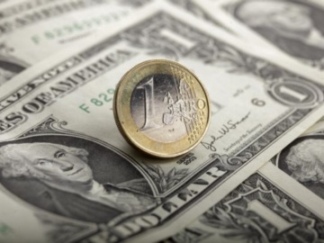 Το δολάριο καταβροχθίζει το ευρώ - Άρθρο του Michael Hudson 