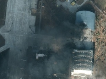 Ρωσικοί βομβαρδισμοί και καταστροφή αμερικανικών όπλων σε στρατιωτικό αεροδρόμιο κοντά στην Οδησσό