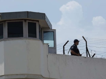 Φυλακές Μαλανδρίνου: Κρατούμενοι μαχαίρωσαν σωφρονιστικό υπάλληλο
